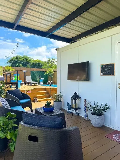 Villa Morivivi Retreat With Private Pool 마나티 아파트